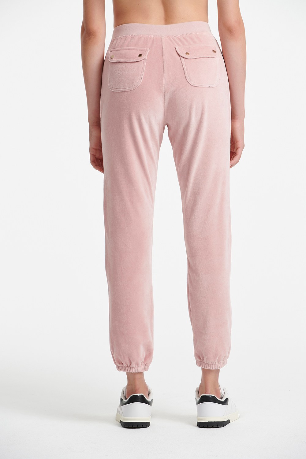 ΒΕΛΟΥΤΕ ΦΟΡΜΑ ΜΕ ΛΑΣΤΙΧΟ ΣΤΟΝ ΑΣΤΡΑΓΑΛΟ φωτογραφία