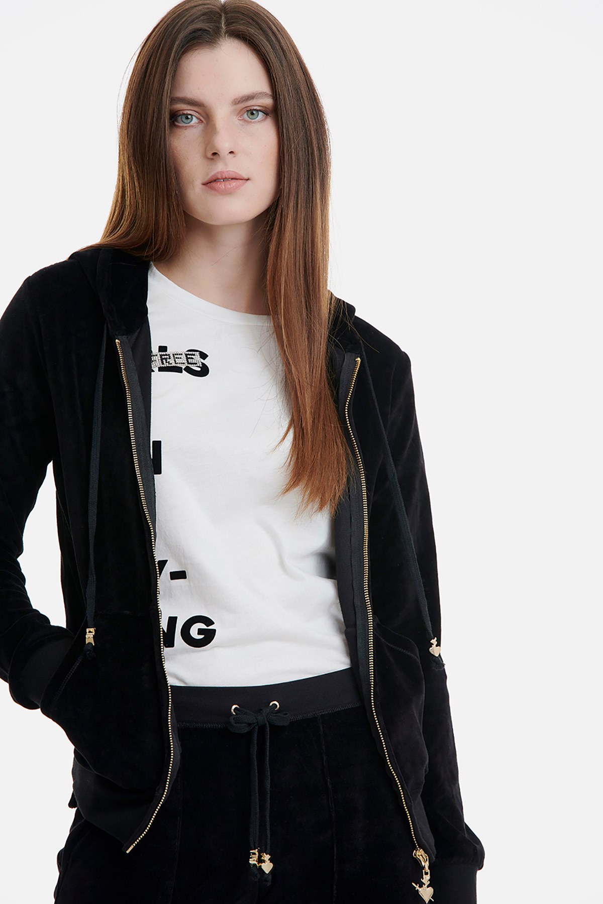 ΚΛΑΣΙΚΗ ΒΕΛΟΥΤΕ ΖΑΚΕΤΑ ΜΕ ΚΟΥΚΟΥΛΑ