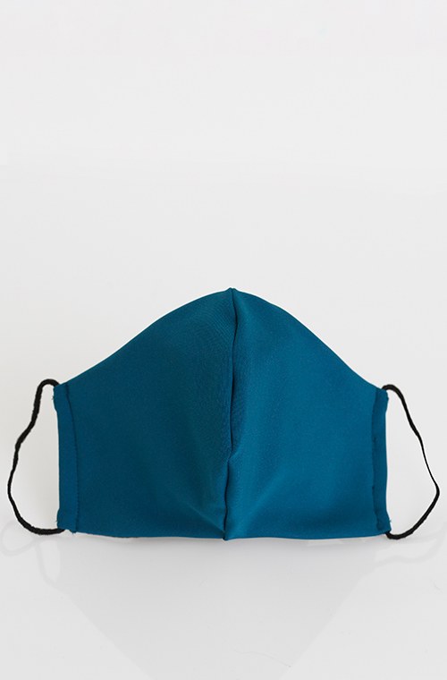 ΜΟΝΟΧΡΩΜΗ ΥΦΑΣΜΑΤΙΝΗ ΜΑΣΚΑ ΠΡΟΣΩΠΟΥ φωτογραφία