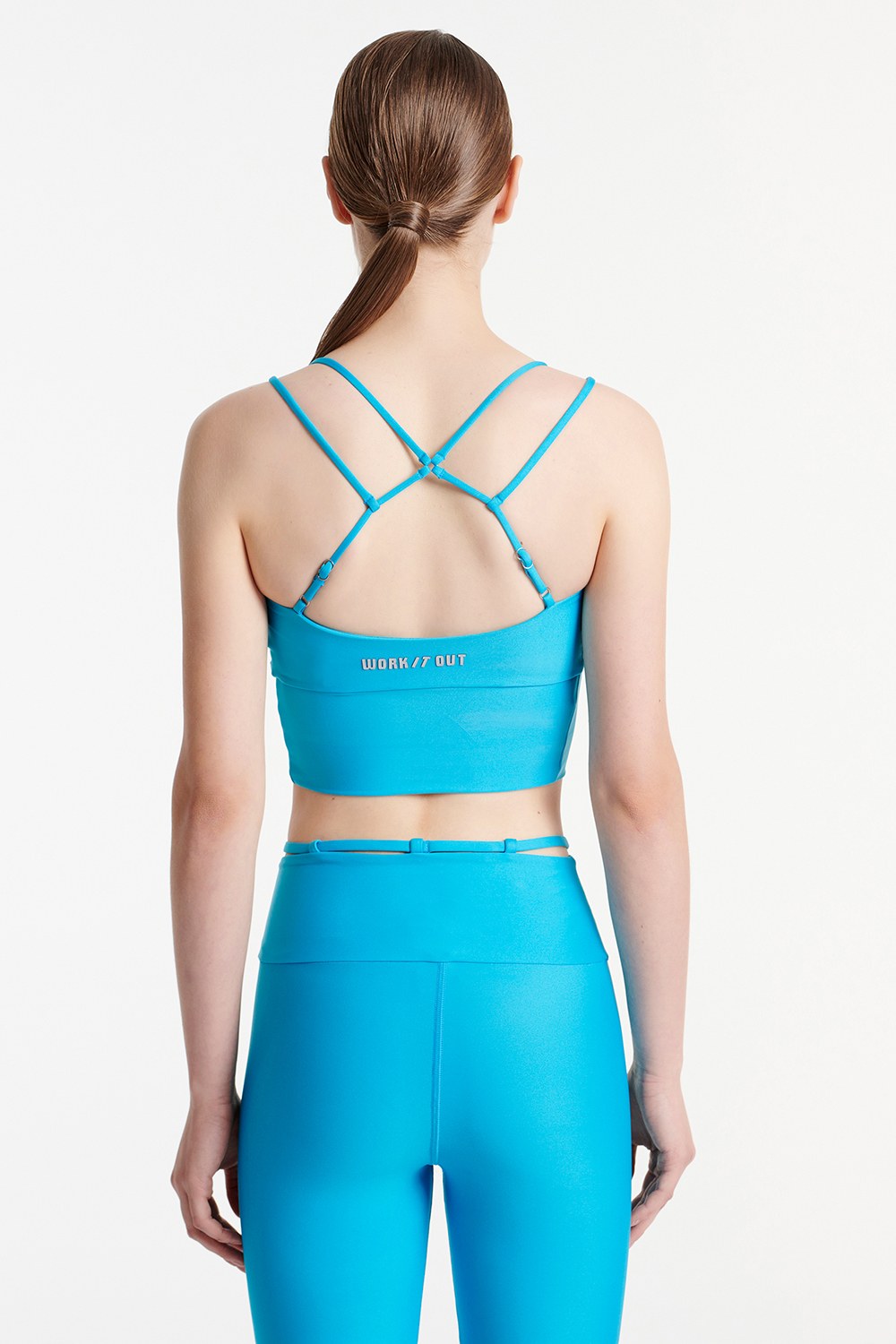 ΚΟΝΤΟ ΤΟΠ/ΜΠΟΥΣΤΑΚΙ ΓΥΜΝΑΣΤΙΚΗΣ ΜΕ ΠΟΛΛΑΠΛΕΣ ΤΙΡΑΝΤΕΣ φωτογραφία