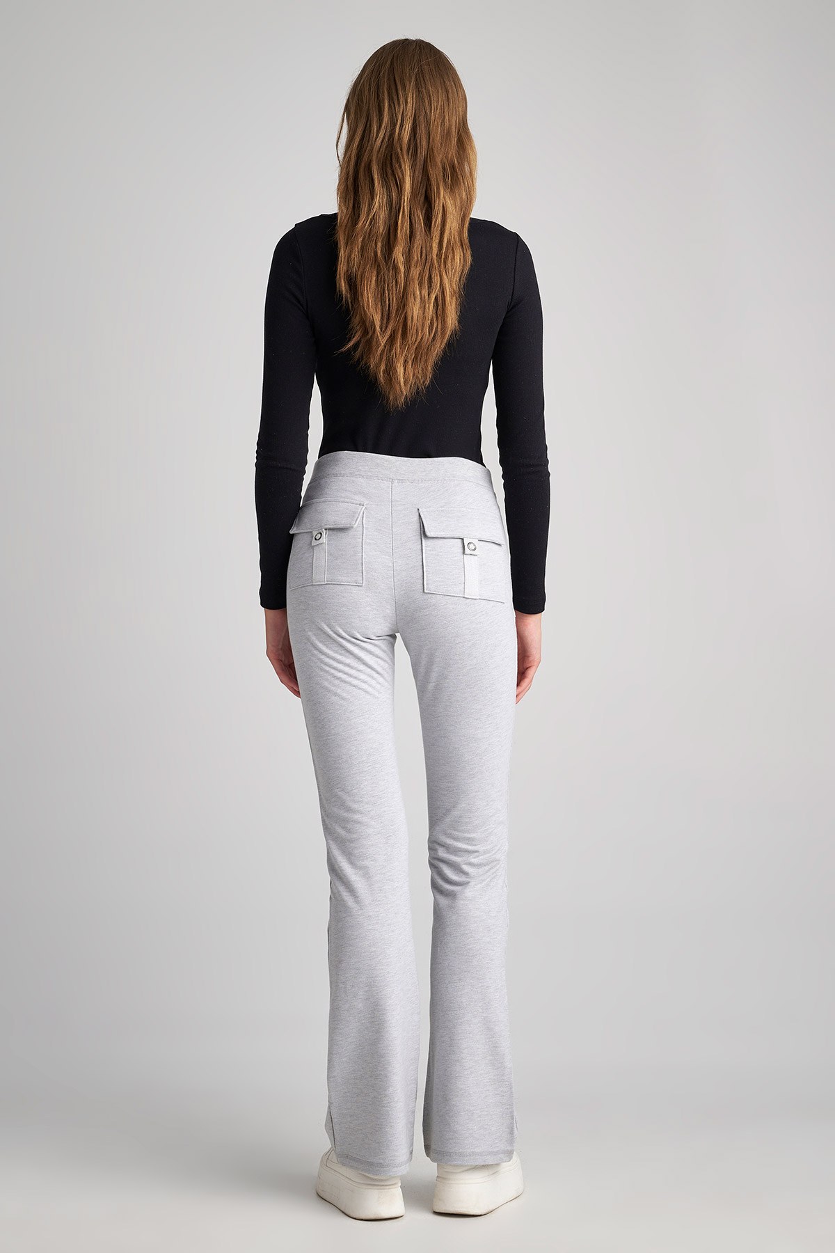 ΚΛΑΣΙΚΟ ΒΑΜΒΑΚΕΡΟ ΠΑΝΤΕΛΟΝΙ φωτογραφία