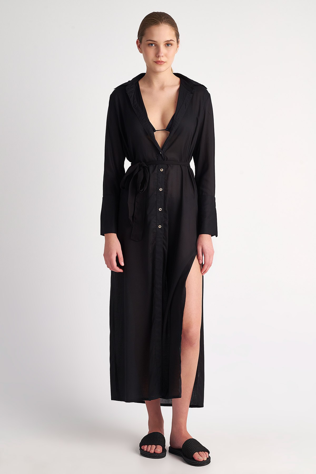 ΜΑΚΡΥΜΑΝΙΚΟ ΦΟΡΕΜΑ/ΠΟΥΚΑΜΙΣΑ ΜΕ ΚΟΥΜΠΙΑ φωτογραφία