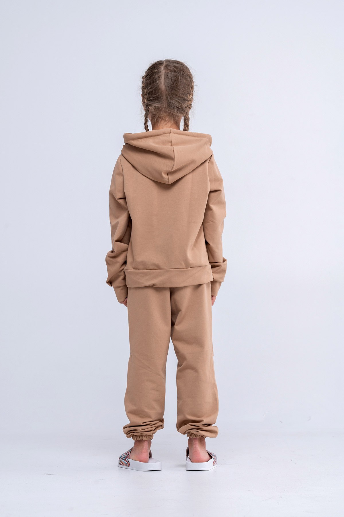 ΠΑΙΔΙΚΗ ΒΑΜΒΑΚΕΡΗ ΦΟΥΤΕΡ ΜΠΛΟΥΖΑ ΜΕ ΚΟΥΚΟΥΛΑ φωτογραφία