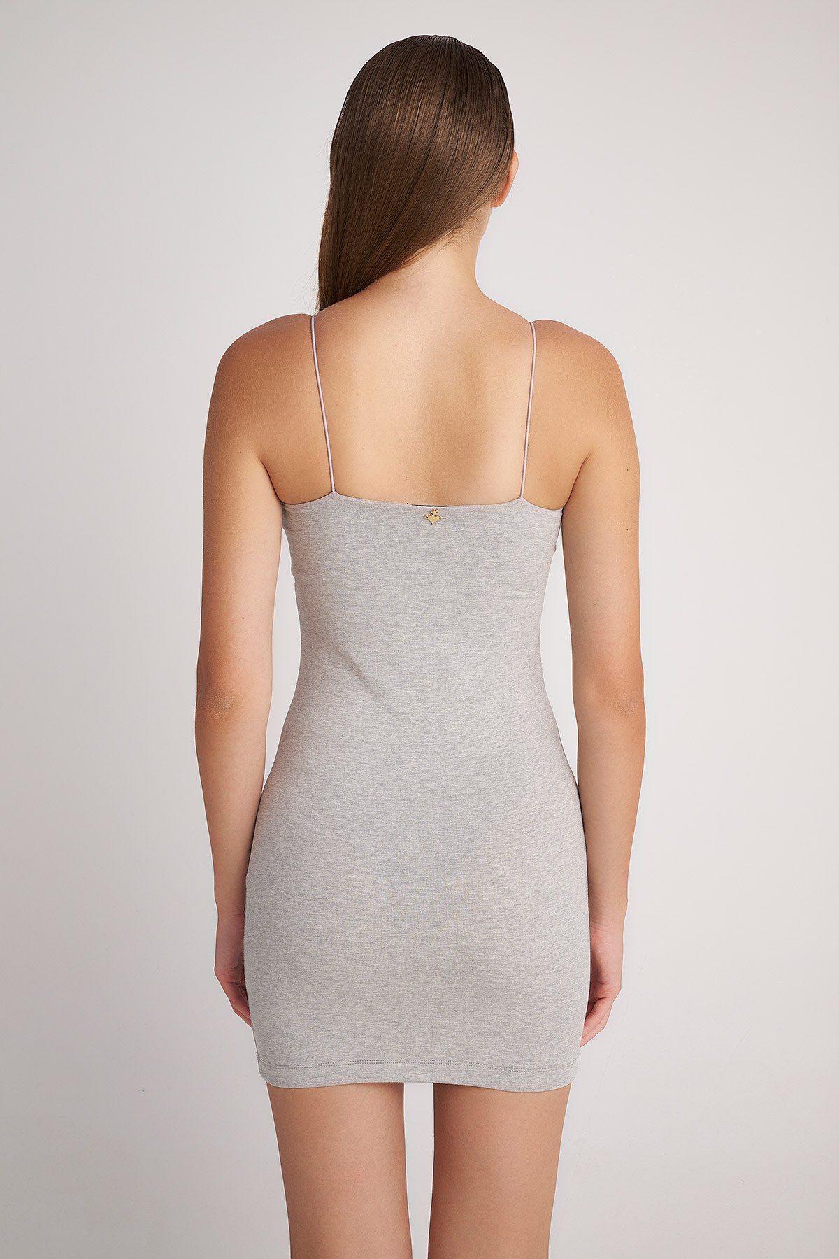 ΒΑΜΒΑΚΕΡΟ MINI ΦΟΡΕΜΑ ΜΕ ΛΕΠΤΕΣ ΤΙΡΑΝΤΕΣ φωτογραφία