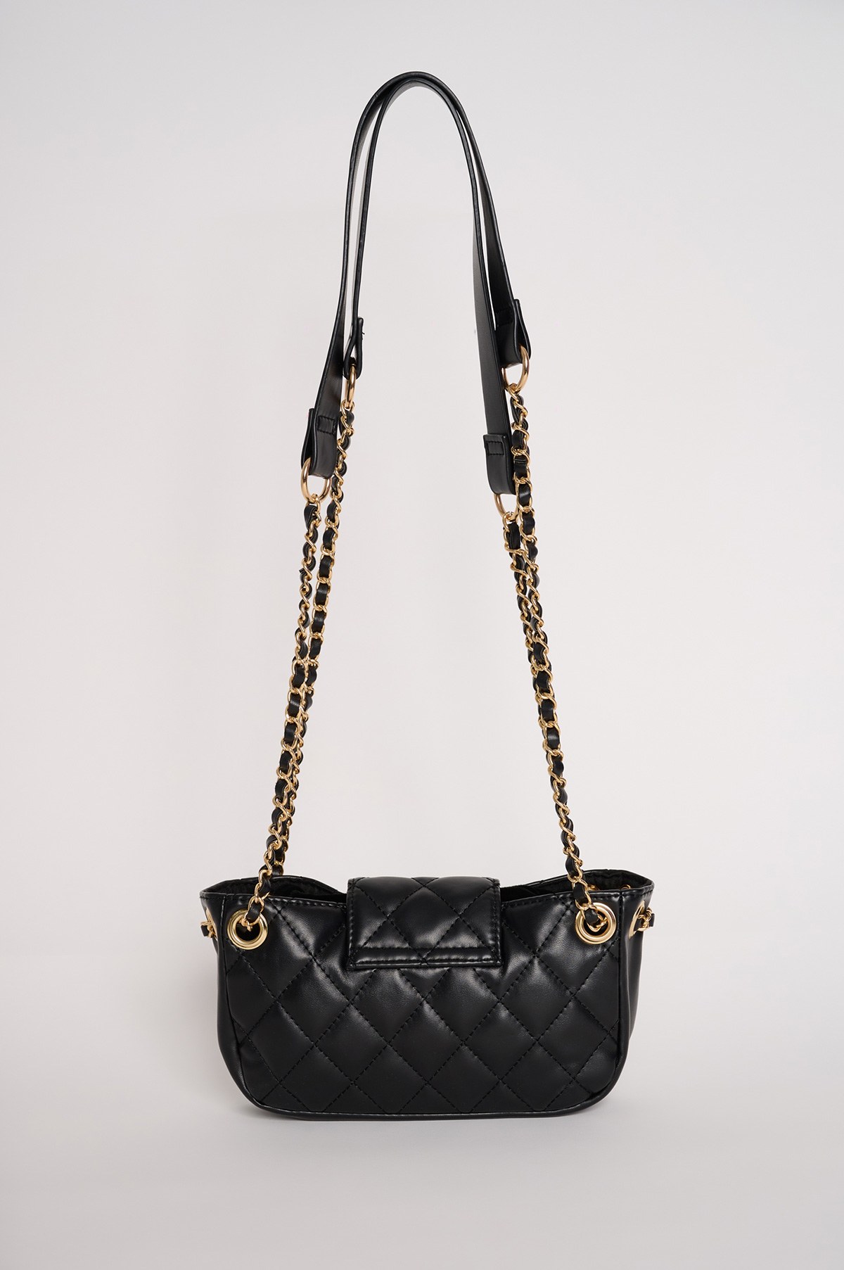 ΚΑΠΙΤΟΝΕ ΤΣΑΝΤΑ ΩΜΟΥ ΜΕ ΔΙΠΛΟ ΛΟΥΡΙ φωτογραφία