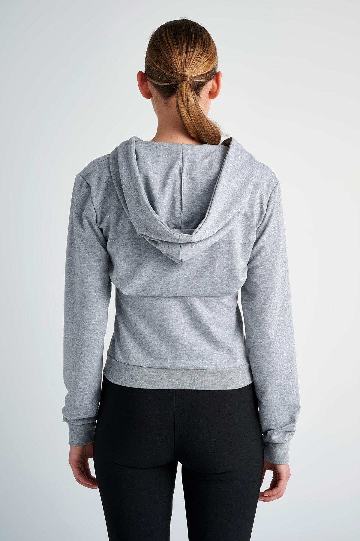 ΑΘΛΗΤΙΚΗ ΖΑΚΕΤΑ ΜΕ ΚΟΥΚΟΥΛΑ φωτογραφία