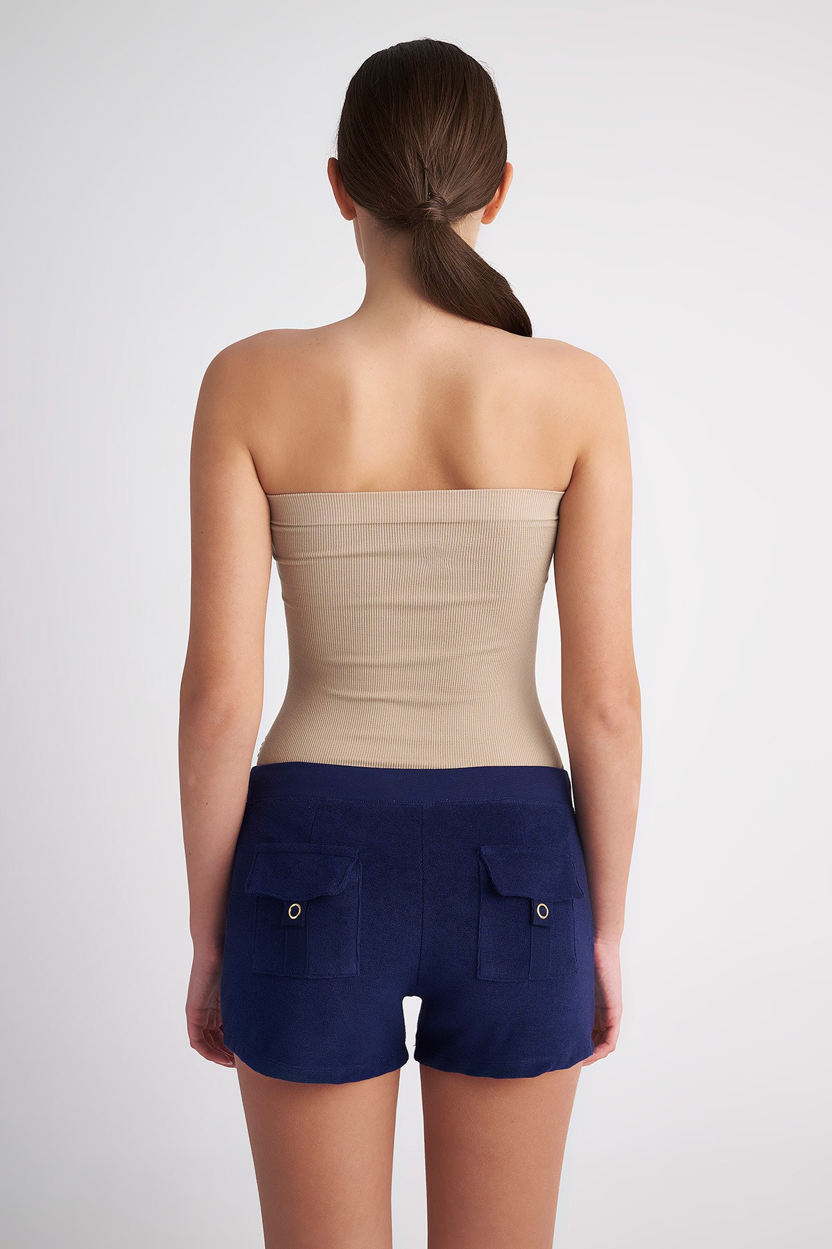 ΜΟΝΟΧΡΩΜΟ ΣΤΡΑΠΛΕΣ ΡΙΜΠ ΚΟΡΜΑΚΙ φωτογραφία