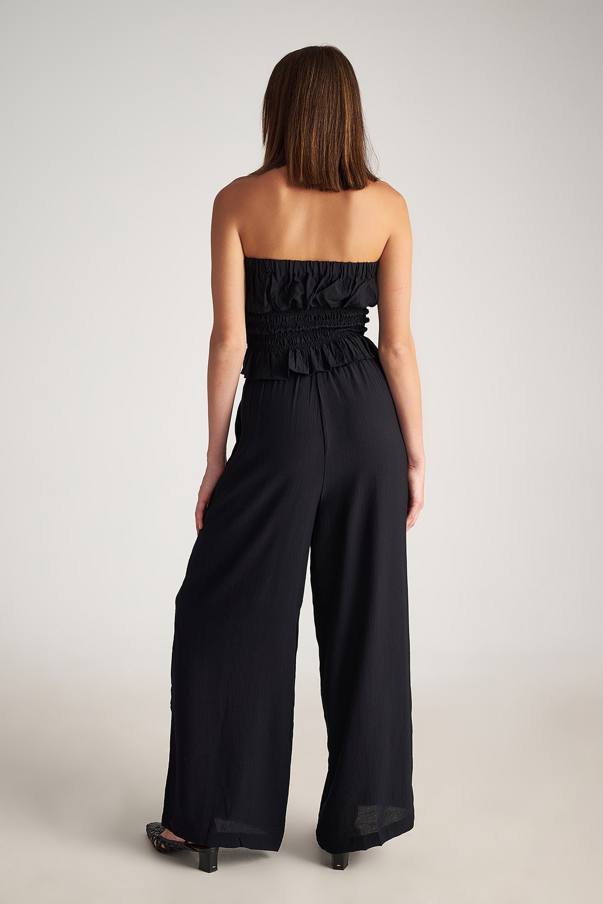 ΦΑΡΔΥ ΠΑΝΤΕΛΟΝΙ ΜΕ ΕΦΕ ΤΣΑΛΑΚΩΜΕΝΟΥ ΥΦΑΣΜΑΤΟΣ φωτογραφία