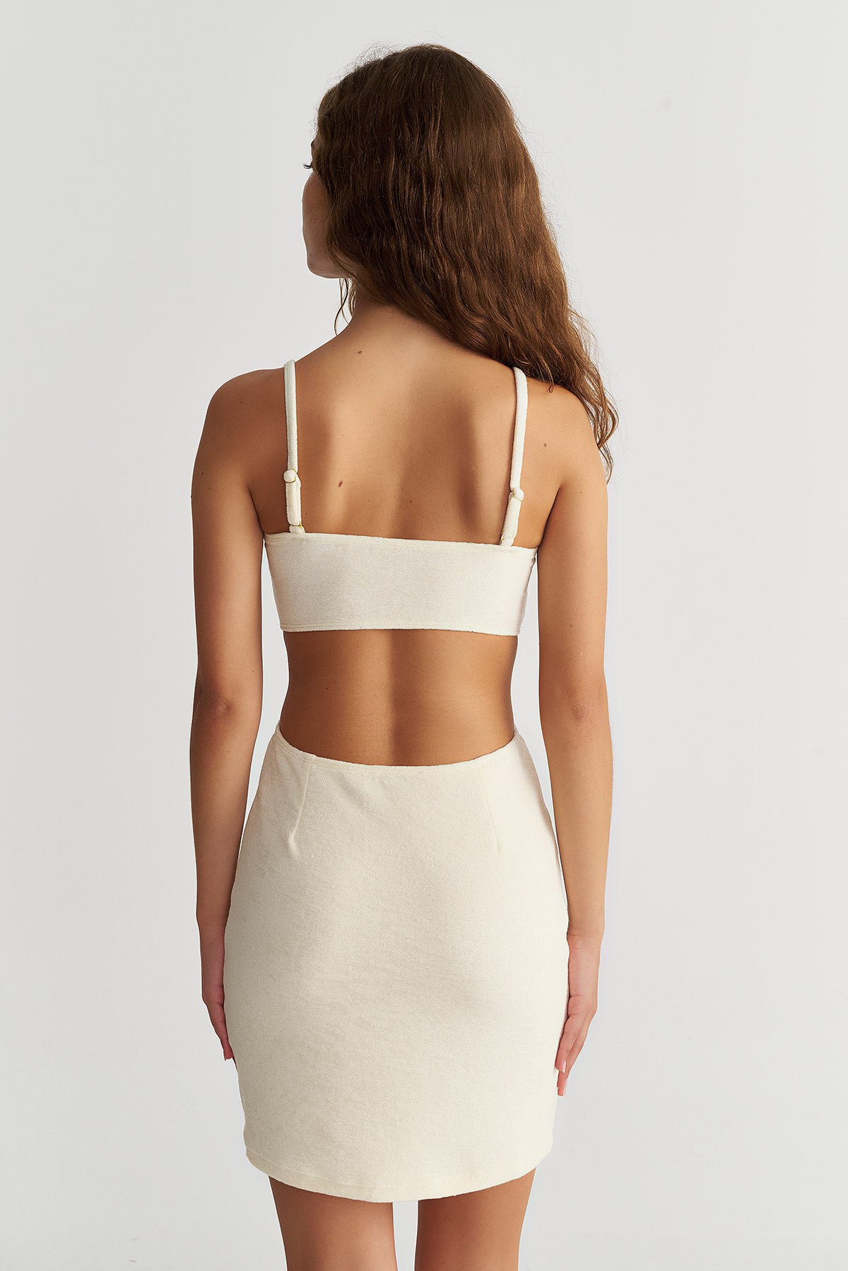 ΠΕΤΣΕΤΕ ΚΟΝΤΟ ΦΟΡΕΜΑ ΜΕ ΔΙΑΚΟΣΜΗΤΙΚΟ ΚΡΙΚΟ φωτογραφία