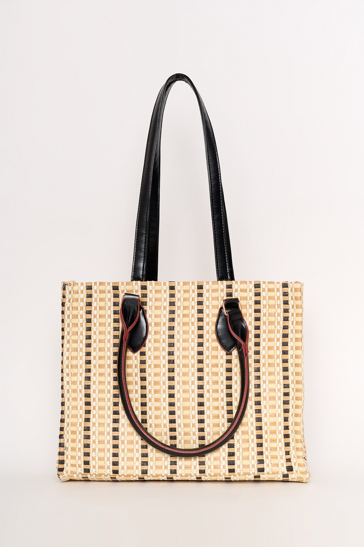 ΨΑΘΙΝΗ ΤΣΑΝΤΑ SHOPPER ΜΕ ΤΥΠΩΜΑ φωτογραφία