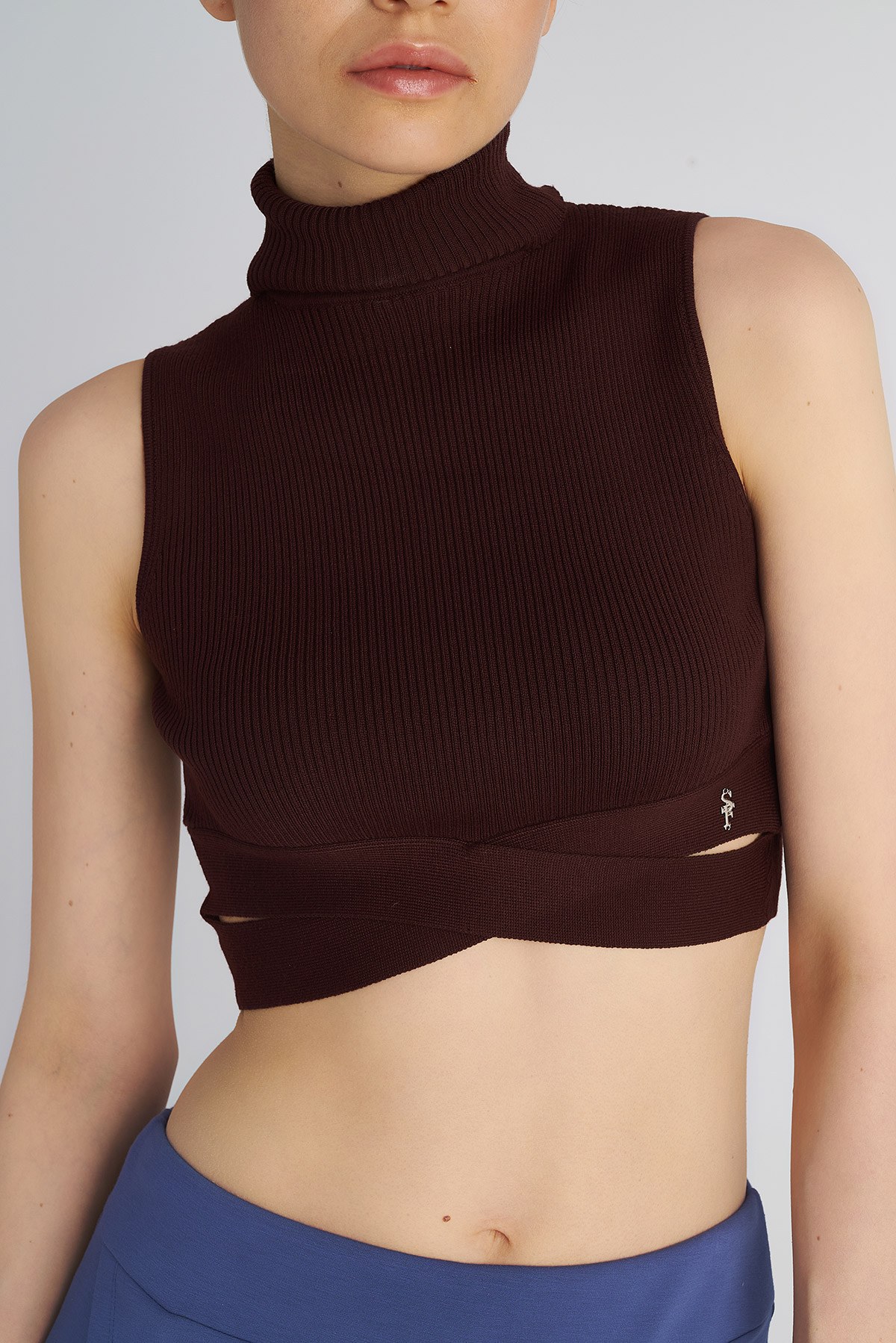 ΠΛΕΚΤΗ ΑΜΑΝΙΚΗ ΜΠΛΟΥΖΑ ΜΕ ΖΙΒΑΓΚΟ φωτογραφία