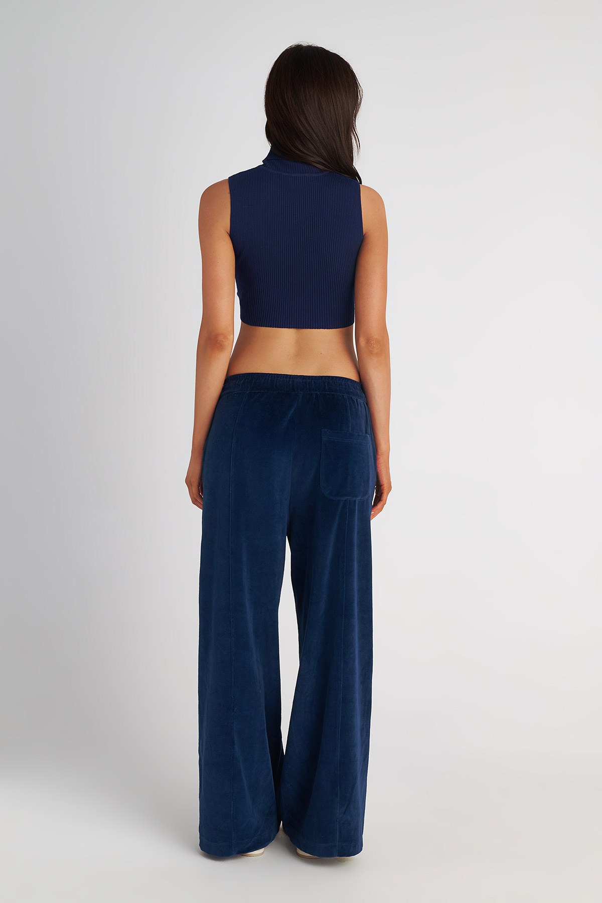 ΠΛΕΚΤΗ ΑΜΑΝΙΚΗ ΜΠΛΟΥΖΑ ΜΕ ΖΙΒΑΓΚΟ φωτογραφία