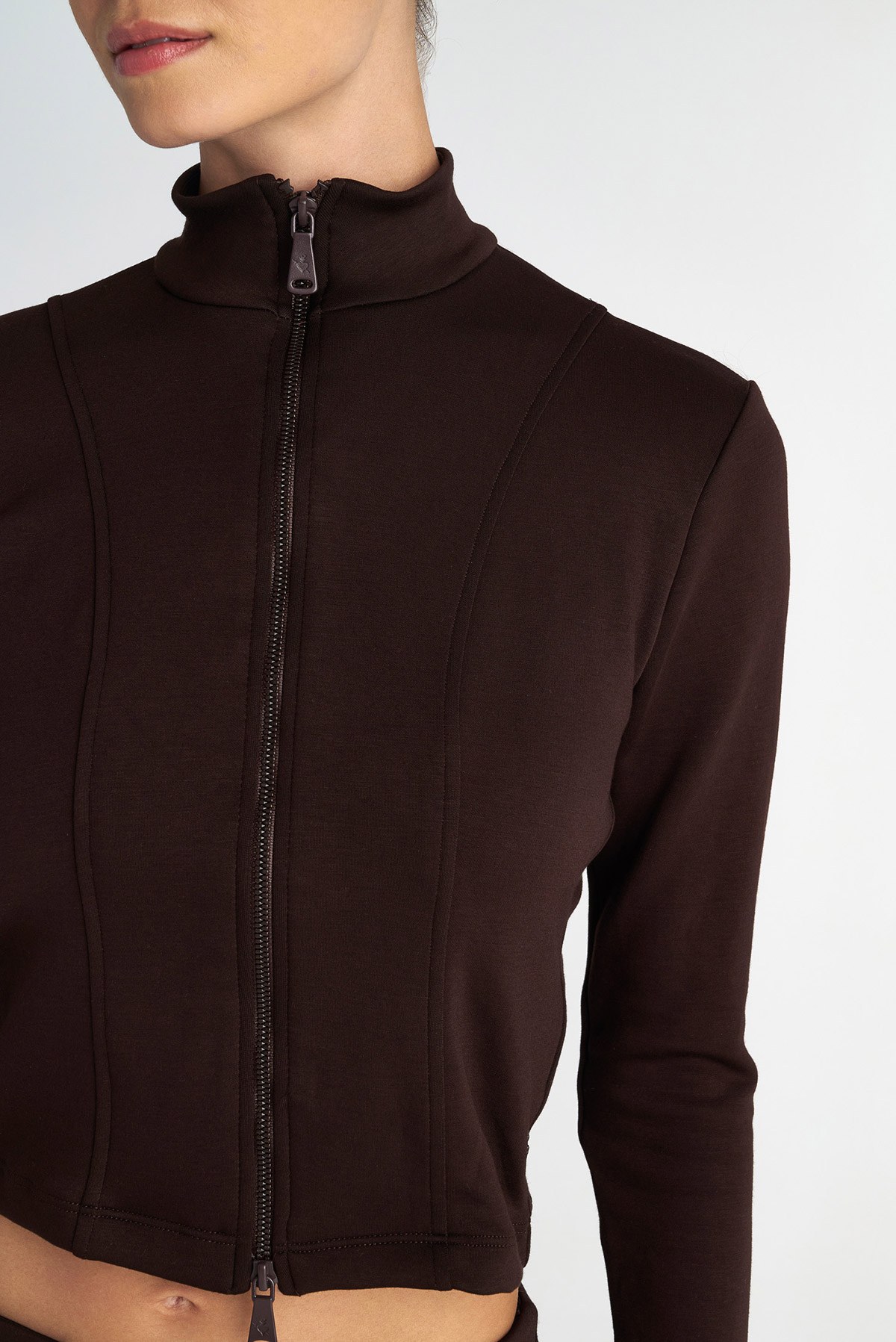 SOFT LIGHT TOUCH ΜΑΚΡΥΜΑΝΙΚΗ ΖΑΚΕΤΑ ΣΕ ΣΤΕΝΗ ΓΡΑΜΜΗ φωτογραφία