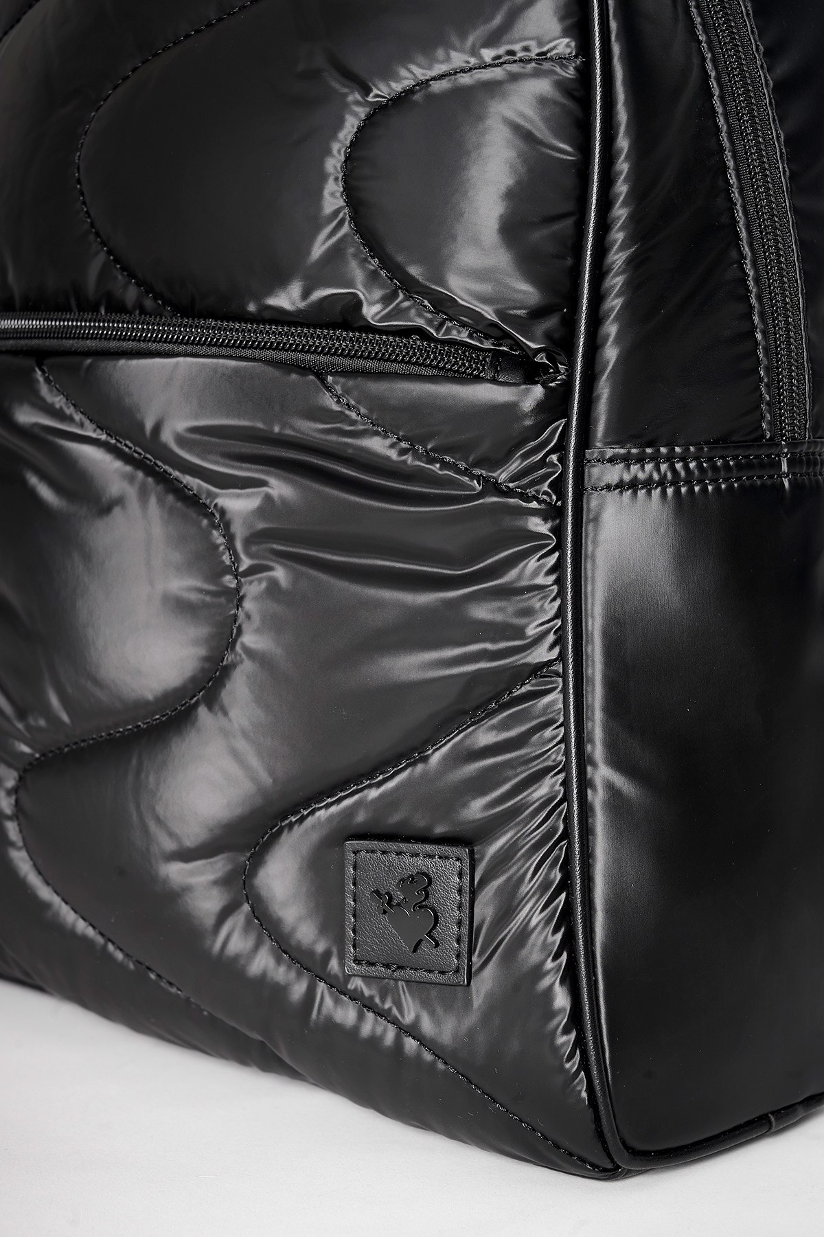 ΚΑΠΙΤΟΝΕ ΜΕΤΑΛΛΙΖΕ ΣΑΚΙΔΙΟ ΠΛΑΤΗΣ φωτογραφία