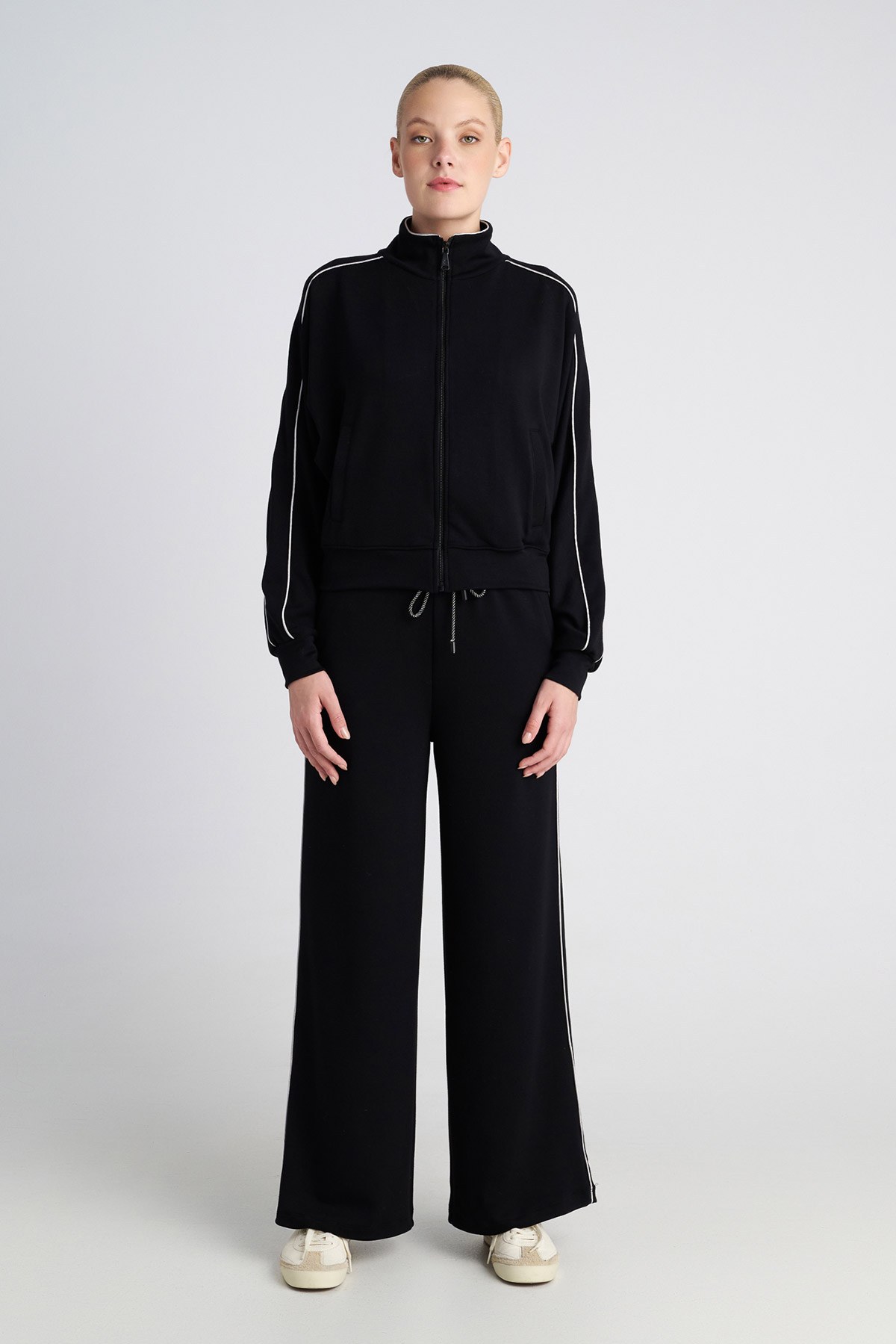 SOFT LIGHT TOUCH ΨΗΛΟΜΕΣΟ WIDE LEG ΠΑΝΤΕΛΟΝΙ ΜΕ ΔΙΑΚΟΣΜ