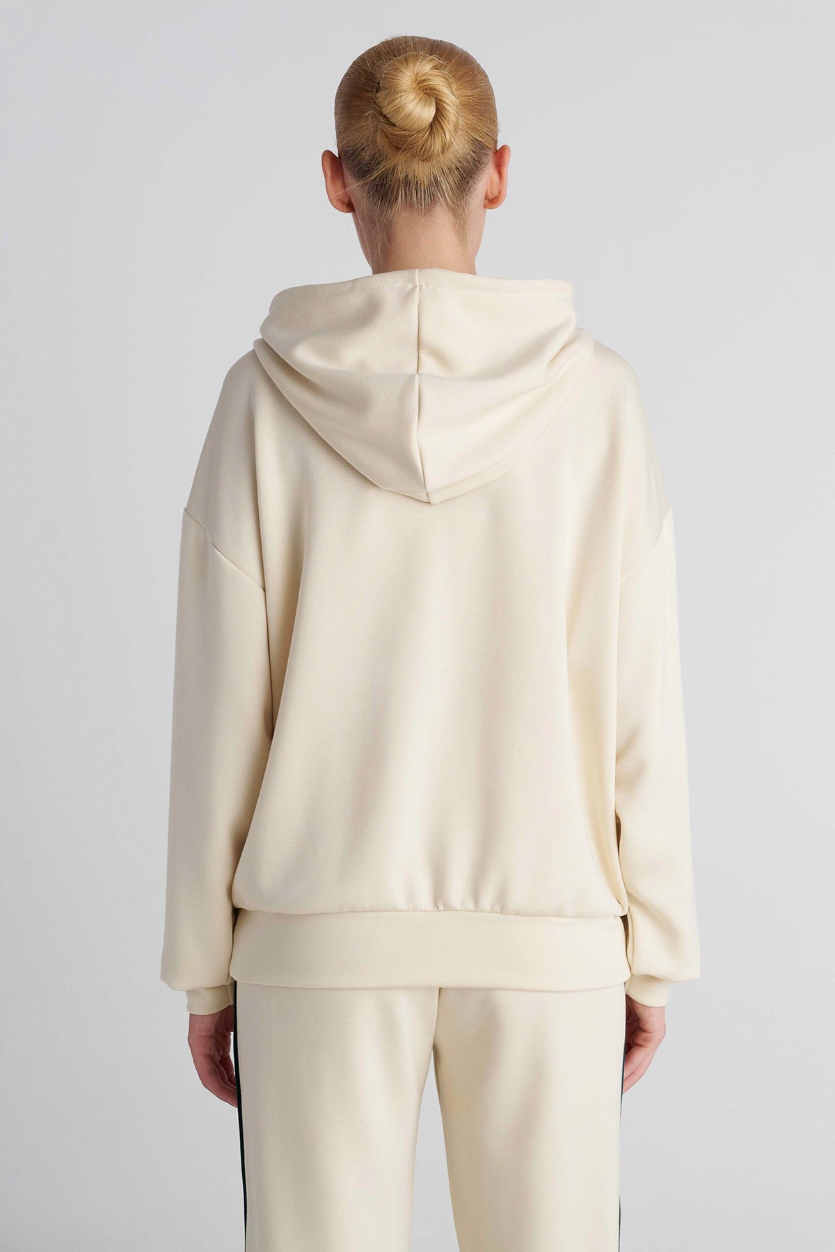 SOFT LIGHT TOUCH ΖΑΚΕΤΑ ΜΕ ΚΟΥΚΟΥΛΑ φωτογραφία