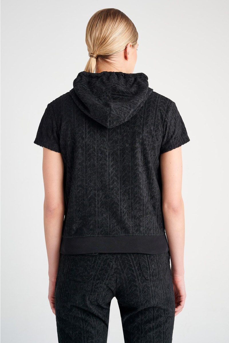 ΚΟΝΤΟΜΑΝΙΚΗ ΠΕΤΣΕΤΕ ΖΑΚΕΤΑ ΜΕ ΑΝΑΓΛΥΦΑ ΣΧΕΔΙΑ-23813002-110