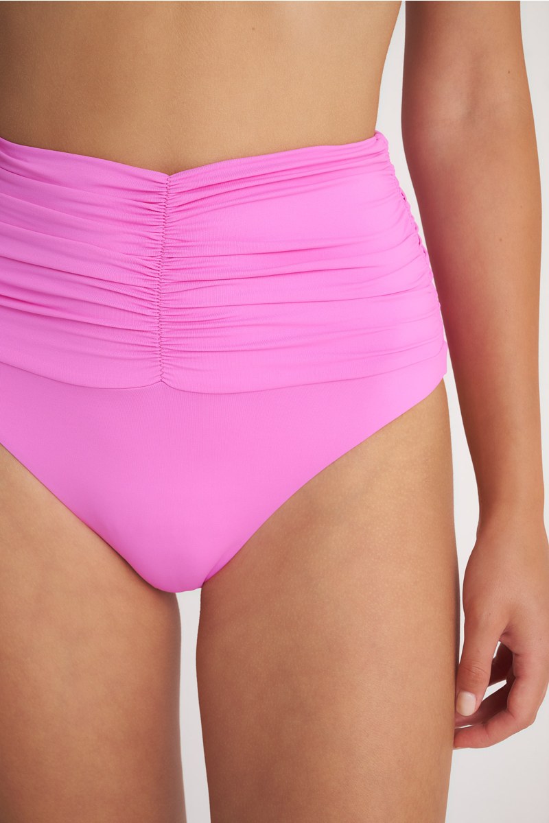 HIGH WAISTED BIKINI SLIP WITH FRONT TWIST DETAIL-24802535-800