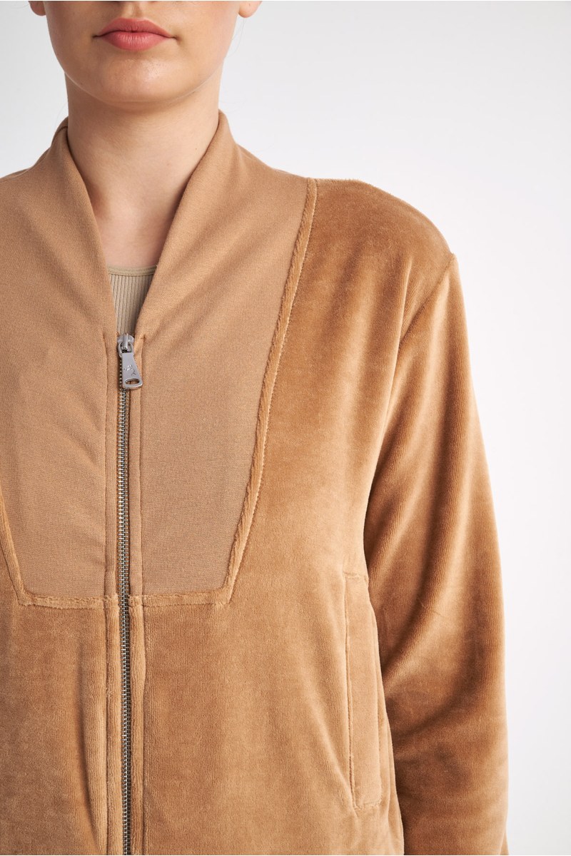 TWO-TONE STYLED VELOUR JACKET WITH SCOOP NECKLINE-24813038-311