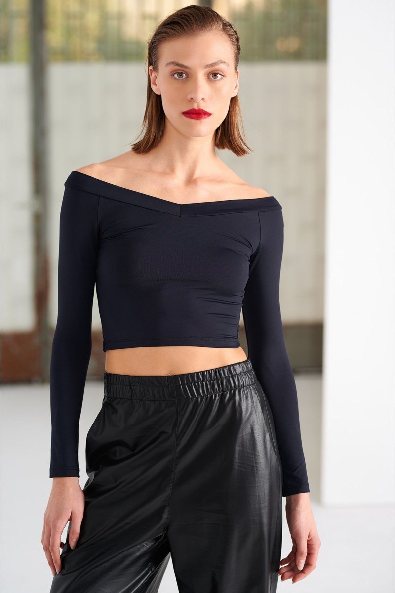 LONG SLEEVED TOP WITH 'V' NECKLINE-24832223-110