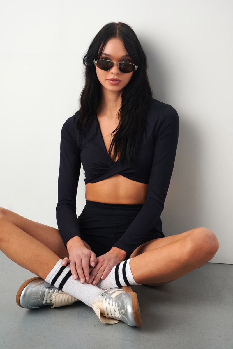 MONOCHROME TWISTED CROP TOP-24832224-110