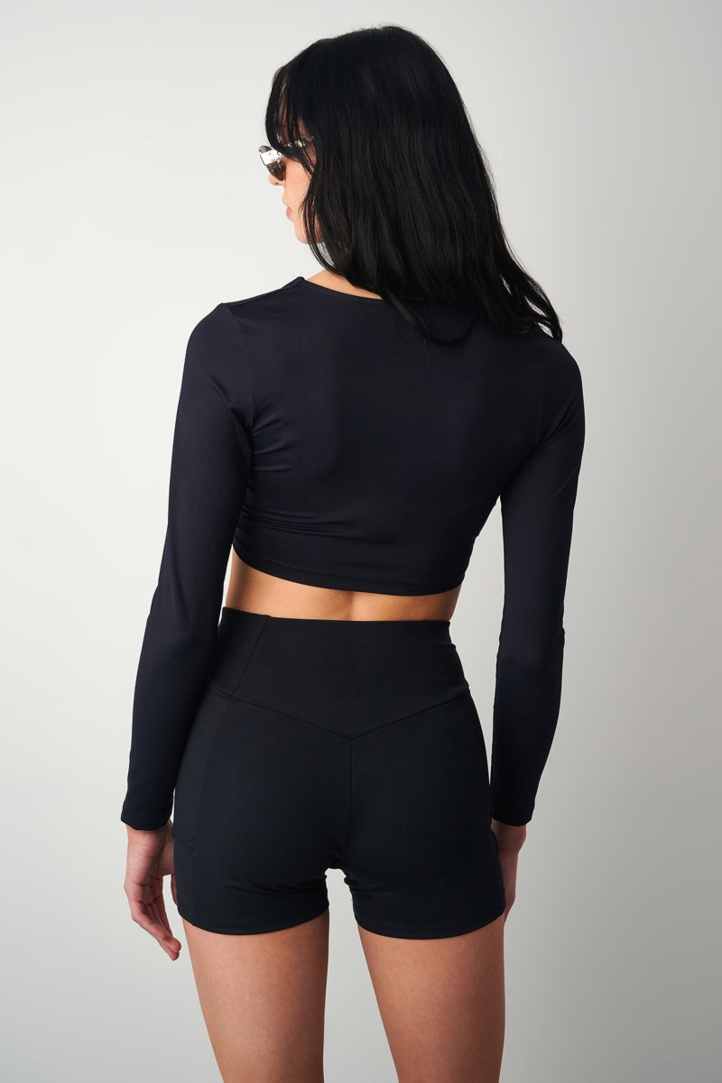 MONOCHROME TWISTED CROP TOP-24832224-110