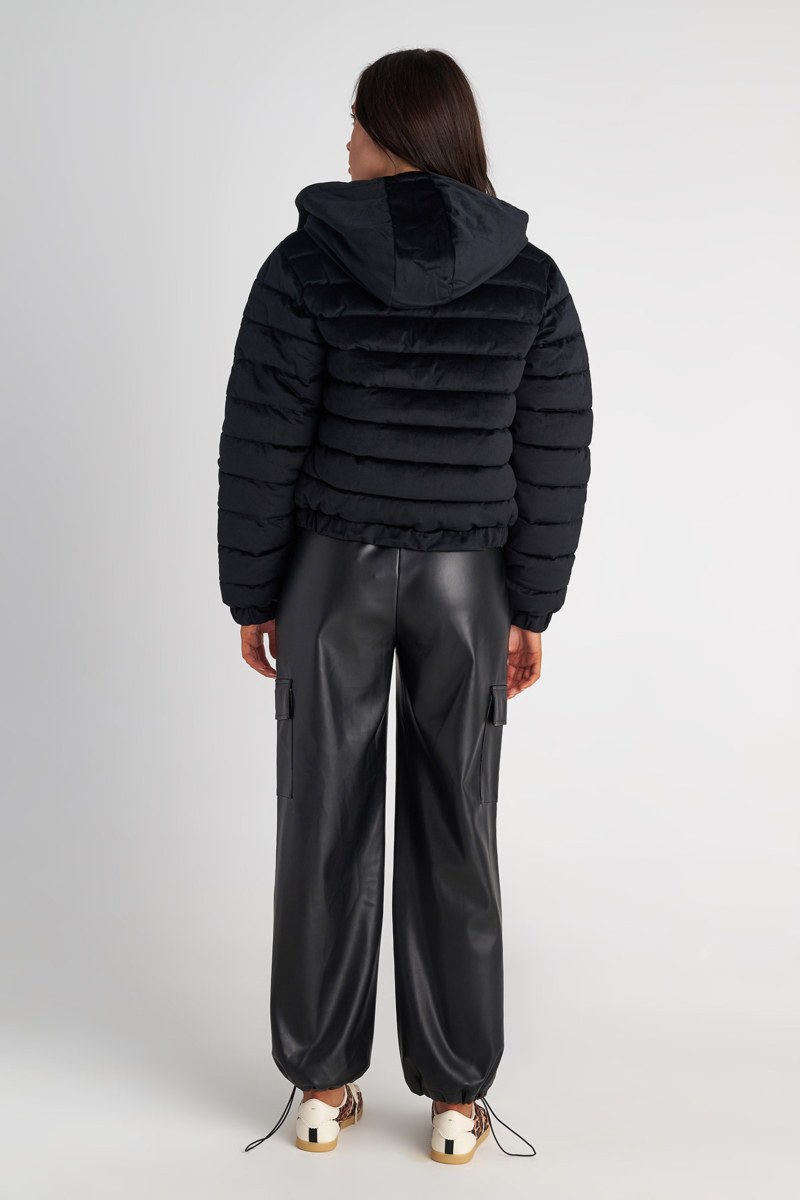 ΚΑΠΙΤΟΝΕ ΦΟΥΣΚΩΤΟ ΒΕΛΟΥΤΕ ΜΠΟΥΦΑΝ ΜΕ ΑΠΟΣΠΩΜΕΝΗ ΚΟΥΚΟΥΛΑ-24833060-110