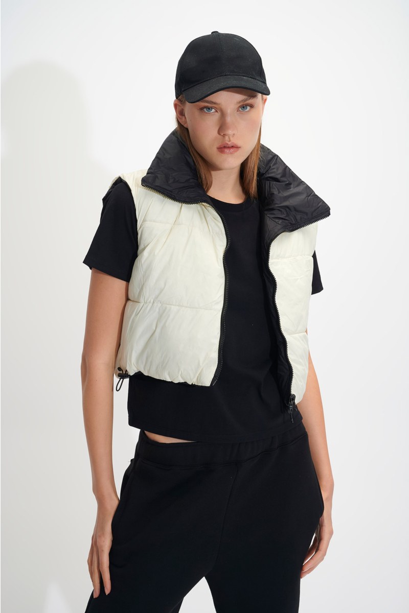 DOUBLE FACE PUFFER SLEEVELESS CROP VEST-24833096-110
