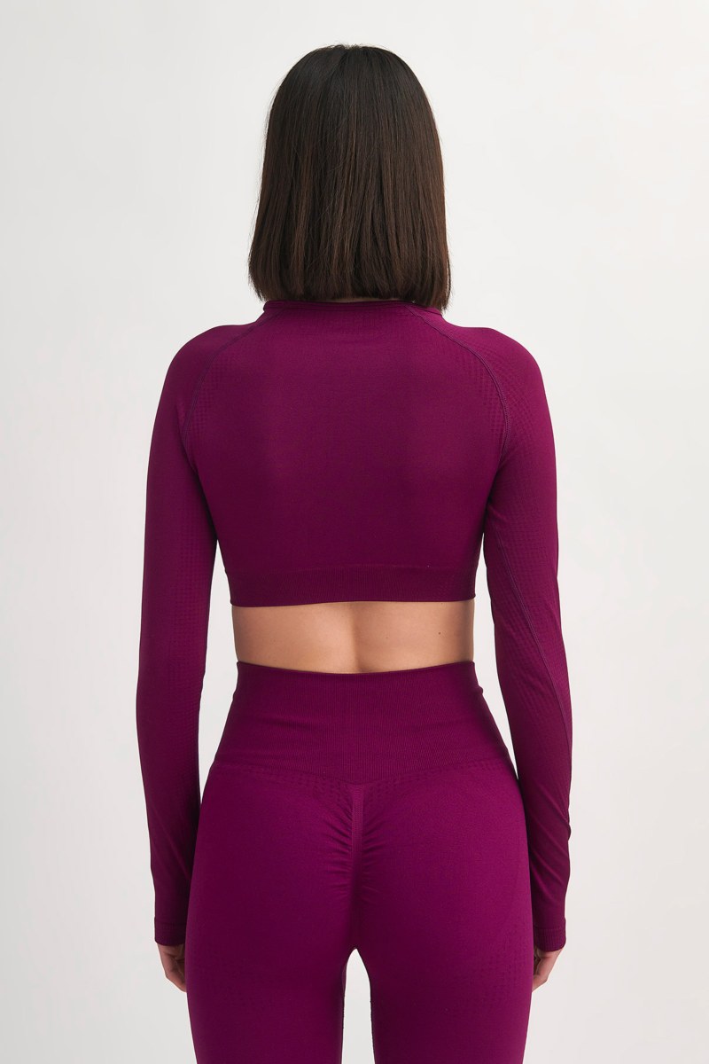 SEAMLESS ΑΘΛΗΤΙΚΗ ΚΟΝΤΗ ΜΠΛΟΥΖΑ ΜΕ ΛΕΠΤΟΜΕΡΕΙΑ ΣΤΟΥΣ ΑΝΤΙΧΕΙΡΕΣ-24848060-633