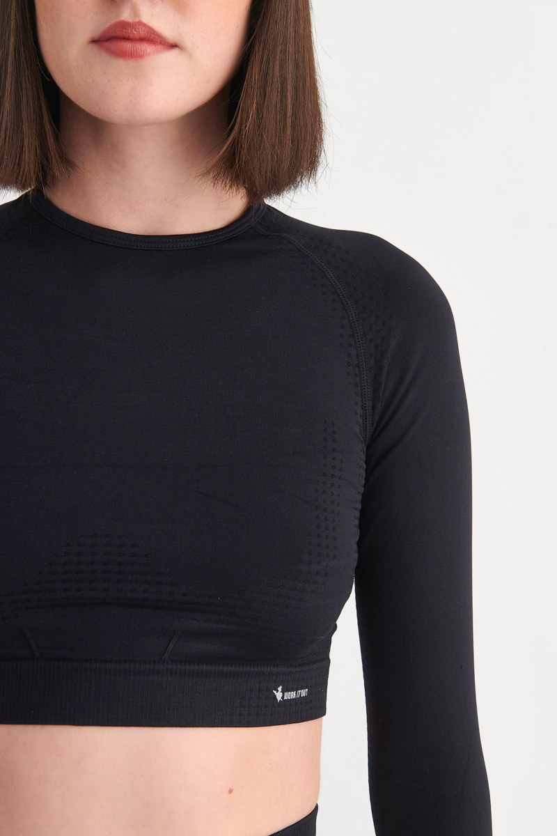 SEAMLESS SPORTS CROP TOP WITH THUMB DETAILS-24848062-110