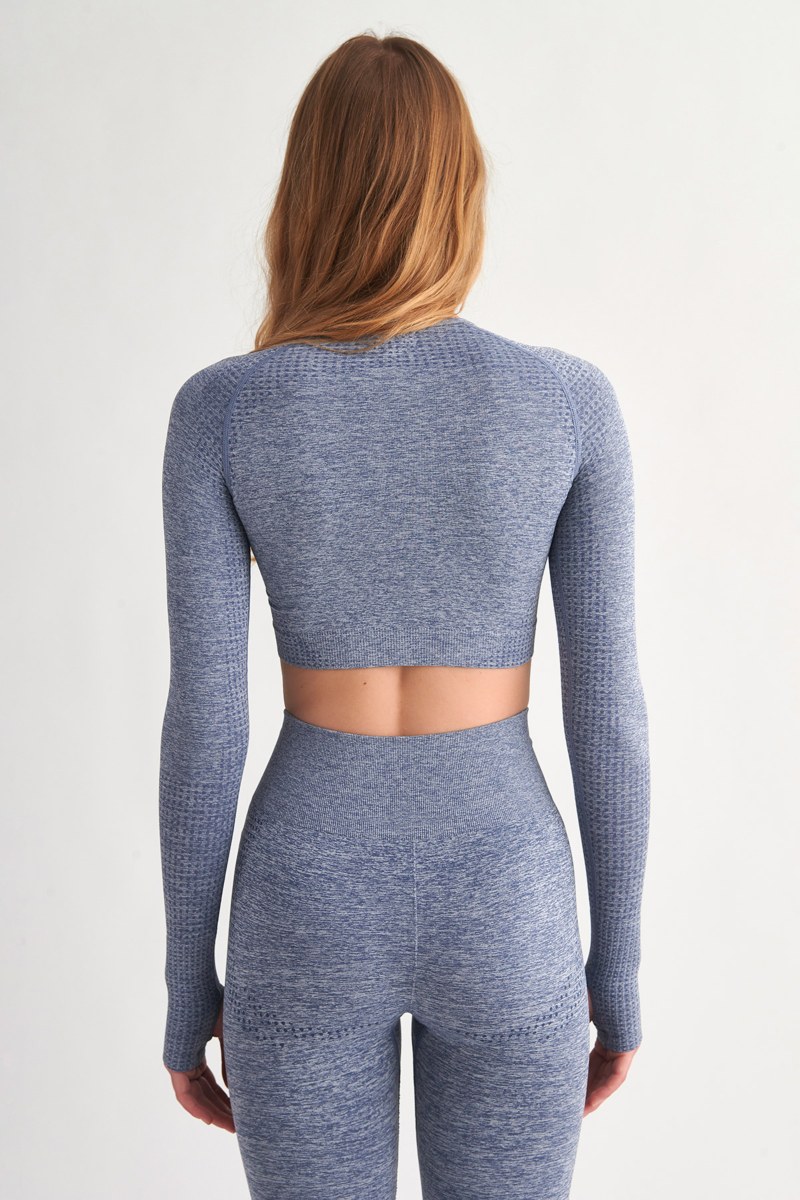 SEAMLESS ΑΘΛΗΤΙΚΗ ΚΟΝΤΗ ΜΠΛΟΥΖΑ ΜΕ ΛΕΠΤΟΜΕΡΕΙΑ ΣΤΟΥΣ ΑΝΤΙΧΕΙΡΕΣ-24848066-200