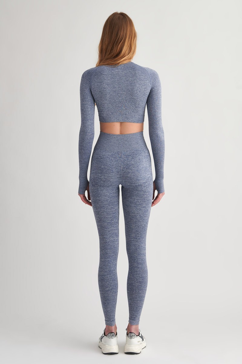 SEAMLESS ΑΘΛΗΤΙΚΗ ΚΟΝΤΗ ΜΠΛΟΥΖΑ ΜΕ ΛΕΠΤΟΜΕΡΕΙΑ ΣΤΟΥΣ ΑΝΤΙΧΕΙΡΕΣ-24848066-200