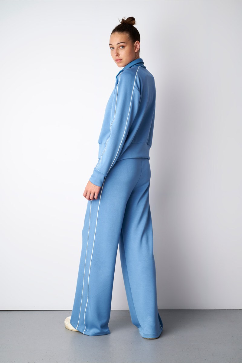 CONTRAST PIPING SOFT LIGHT TOUCH JACKET-24863060-936