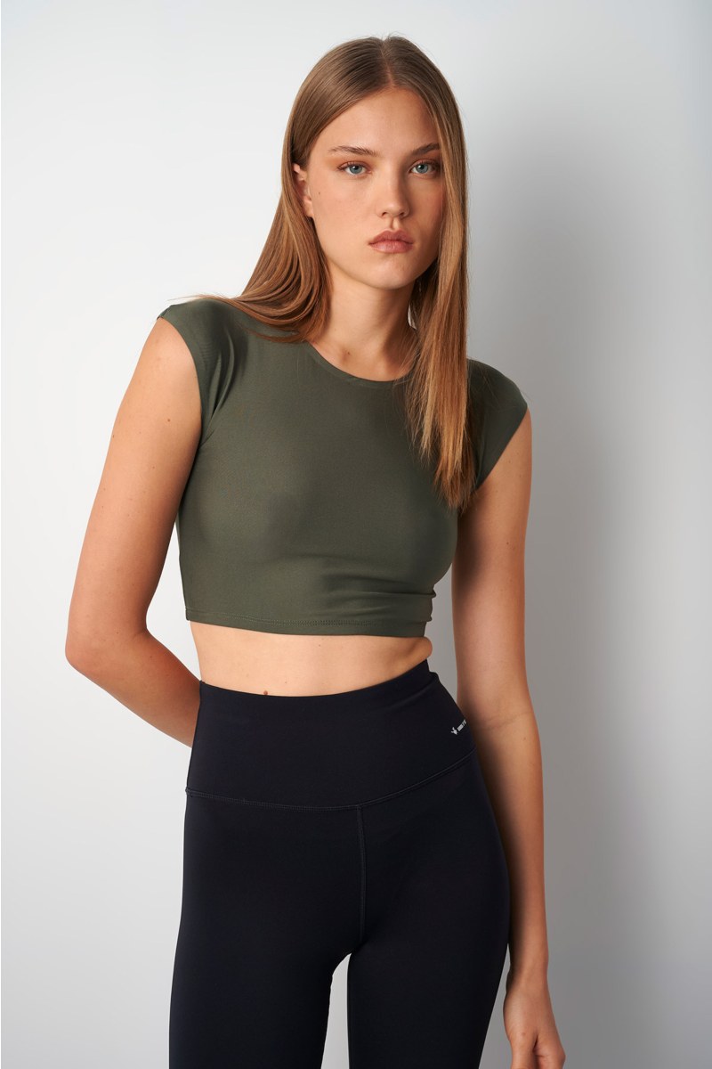 FITTED SPORTS CROPPED TOP-24868093-525