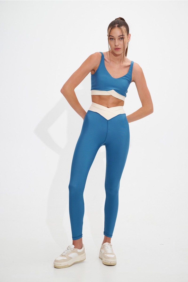 CROP TOP / SPORTS BRA WITH WRAP DETAIL-24868096-936