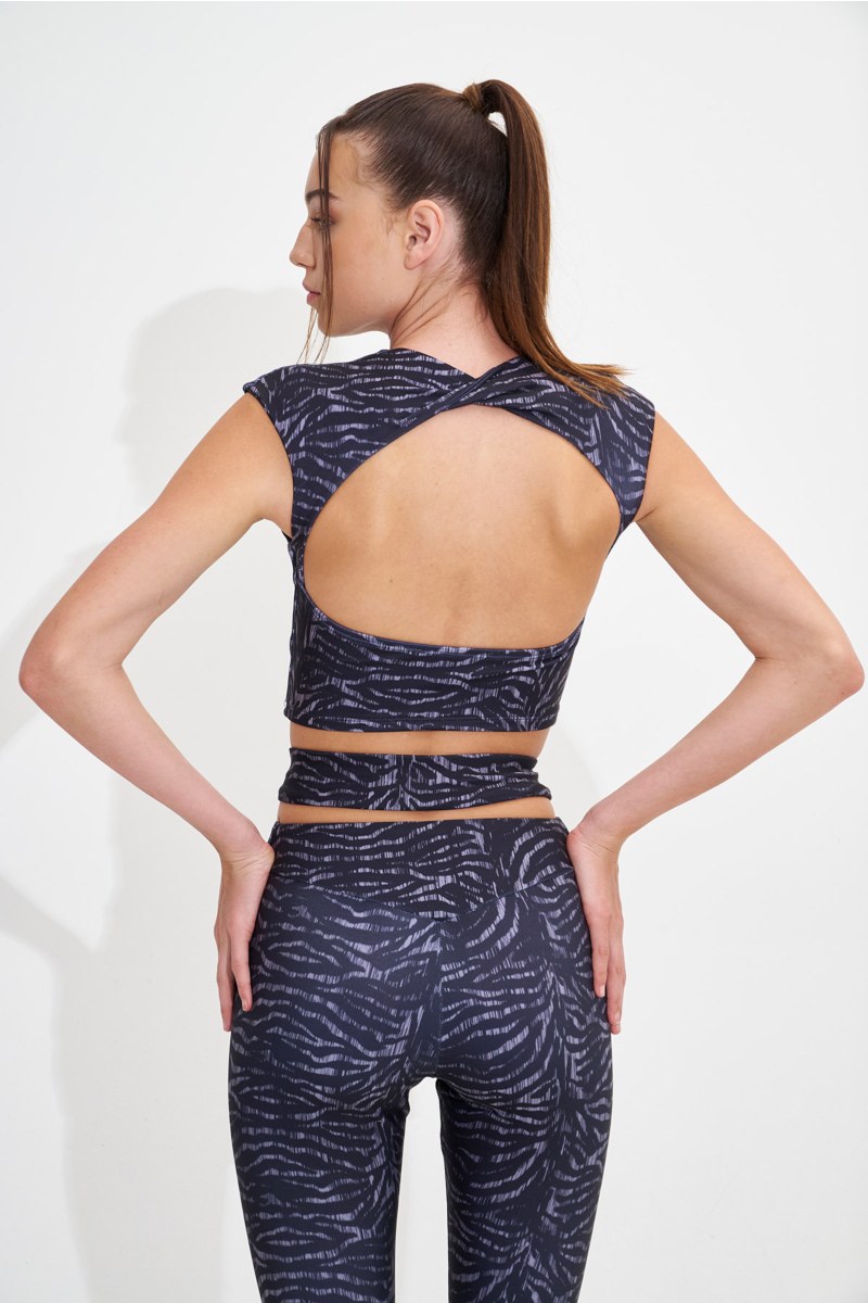 SLEEVELESS CROP TOP / SPORTS BRA WITH OPEN BACK-24868109-206