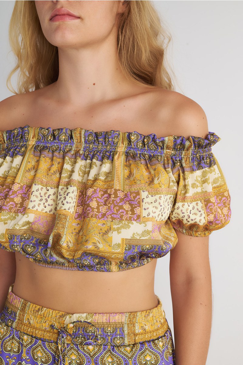 PRINTED OFF-THE-SHOULDER SATIN CROPPED TOP-25806744-812