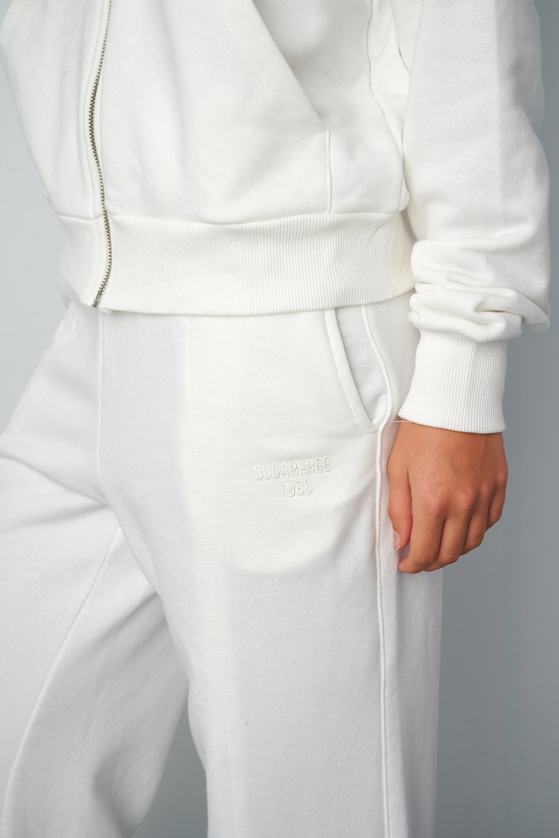 FLARED ΨΗΛΟΜΕΣΟ ΒΑΜΒΑΚΕΡΟ ΠΑΝΤΕΛΟΝΙ ΜΕ ΚΕΝΤΗΜΑ-25811079-102