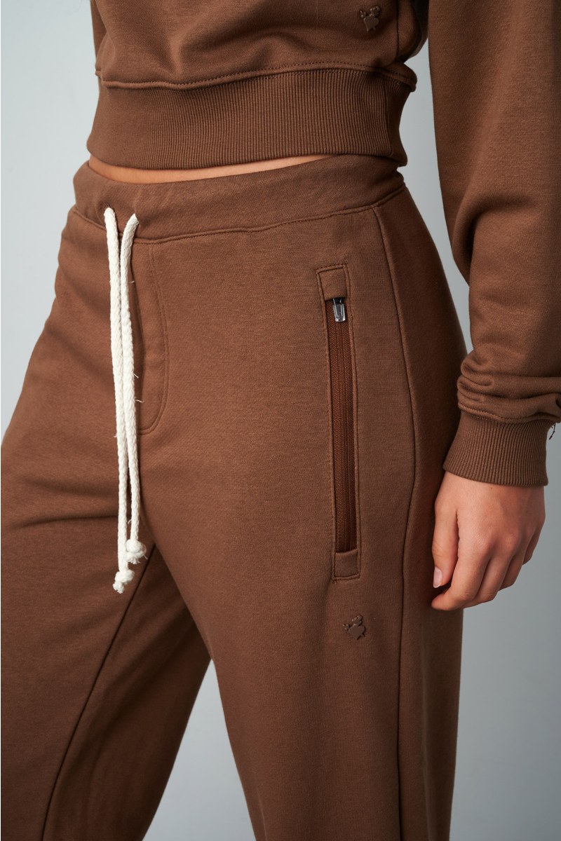 ΒΑΜΒΑΚΕΡΟ ΠΑΝΤΕΛΟΝΙ ΜΕ ΦΕΡΜΟΥΑΡ ΣΤΙΣ ΤΣΕΠΕΣ KAI ΛΑΣΤΙΧΟ ΣΤΟΝ ΑΣΤΡΑΓΑΛΟ-25811215-208