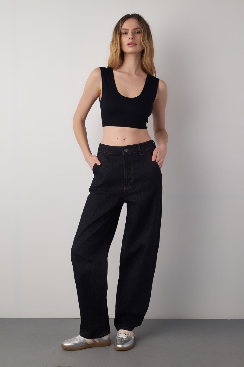 MONOCHROME SEAMLESS RIBBED CROPPED TOP-25812010-110