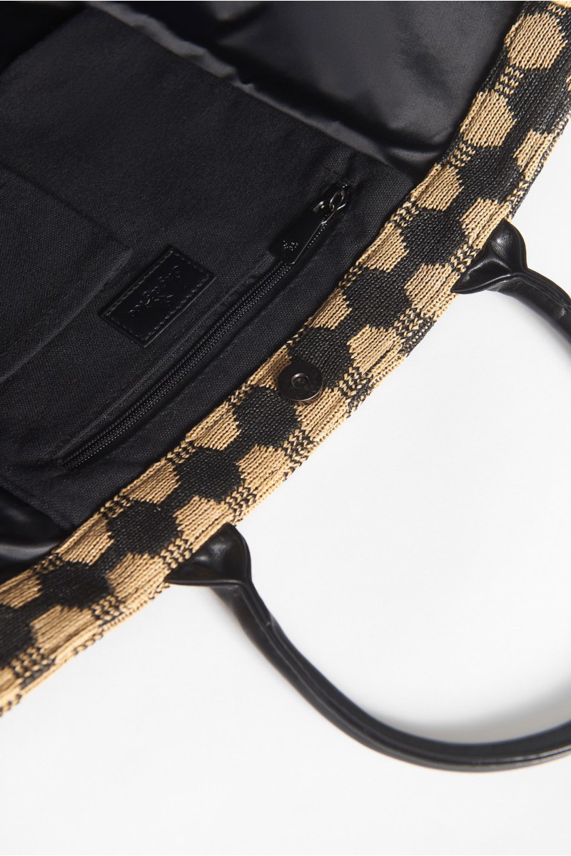 ΨΑΘΙΝΗ ΤΣΑΝΤΑ SHOPPER ΜΕ ΕΠΑΝΑΛΑΜΒΑΝΟΜΕΝΟ ΜΟΤΙΒΟ-25819111-110