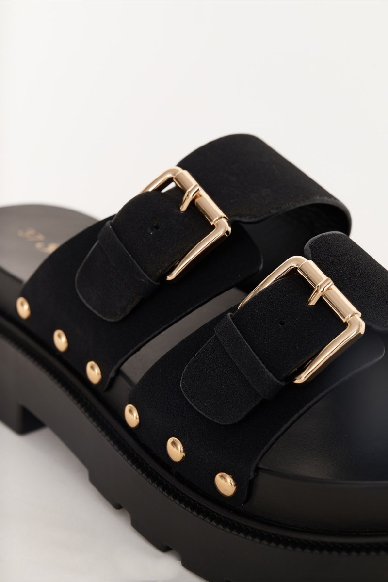 ΠΕΔΙΛΟ/ΠΑΝΤΟΦΛΑ ΜΕ ΤΡΟΥΚΣ ΚΑΙ ΑΓΚΡΑΦΕΣ-25819191-110