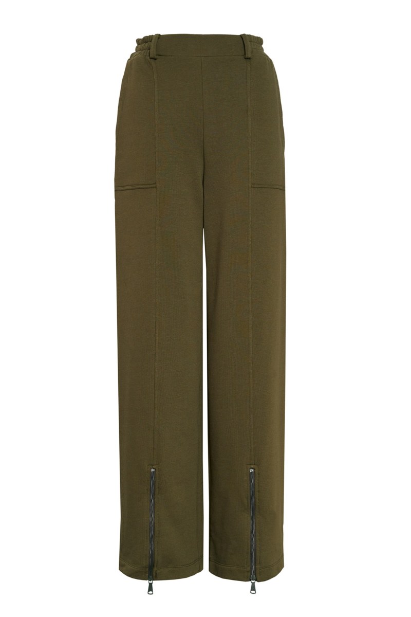 ΒΑΜΒΑΚΕΡΟ ΠΑΝΤΕΛΟΝΙ ΜΕ ΦΕΡΜΟΥΑΡ ΣΤΑ ΜΠΑΤΖΑΚΙΑ-25831074-521