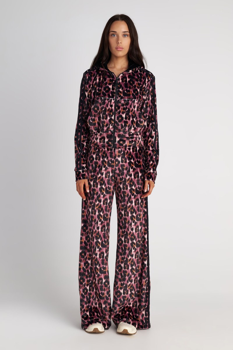 LEOPARD PRINTED HIGH WAISTED SUPER SOFT VELOUR PANTS-25831170-828
