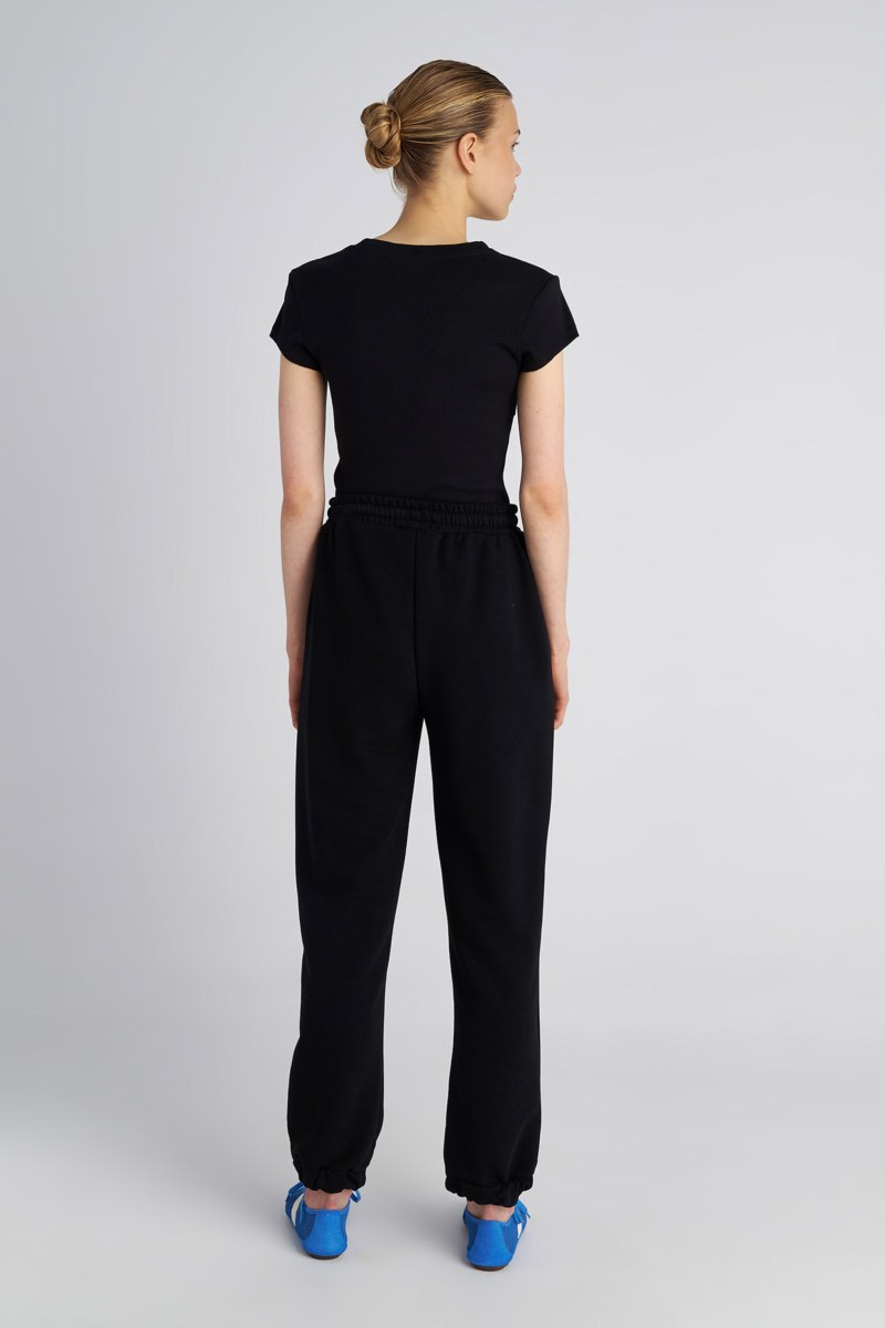 SHORT-SLEEVED RIBBED TOP WITH FRONT CUT-OUT DETAIL-25832048-110