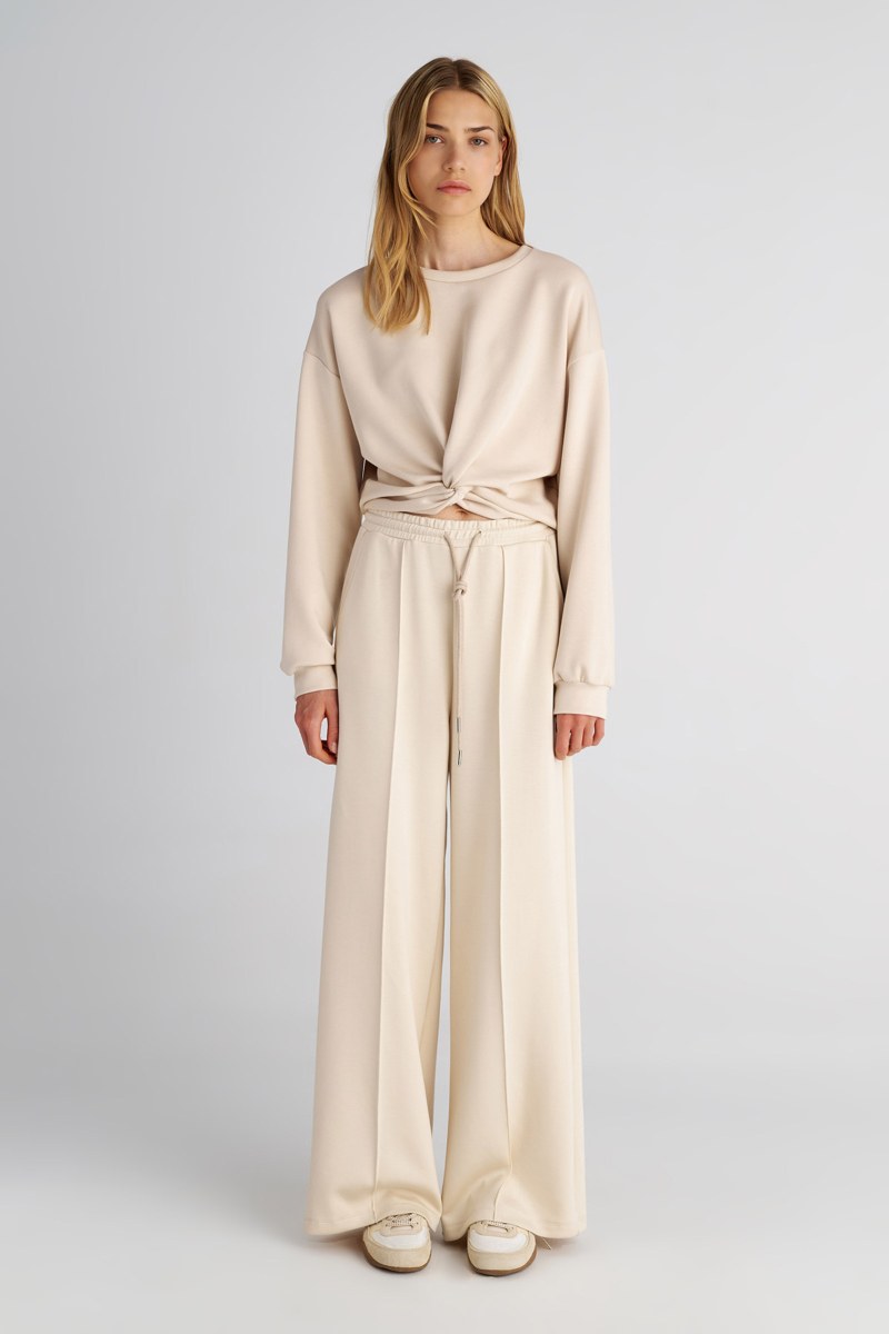 SOFT LIGHT TOUCH TWISTED CROPPED SWEATSHIRT-25832099-103