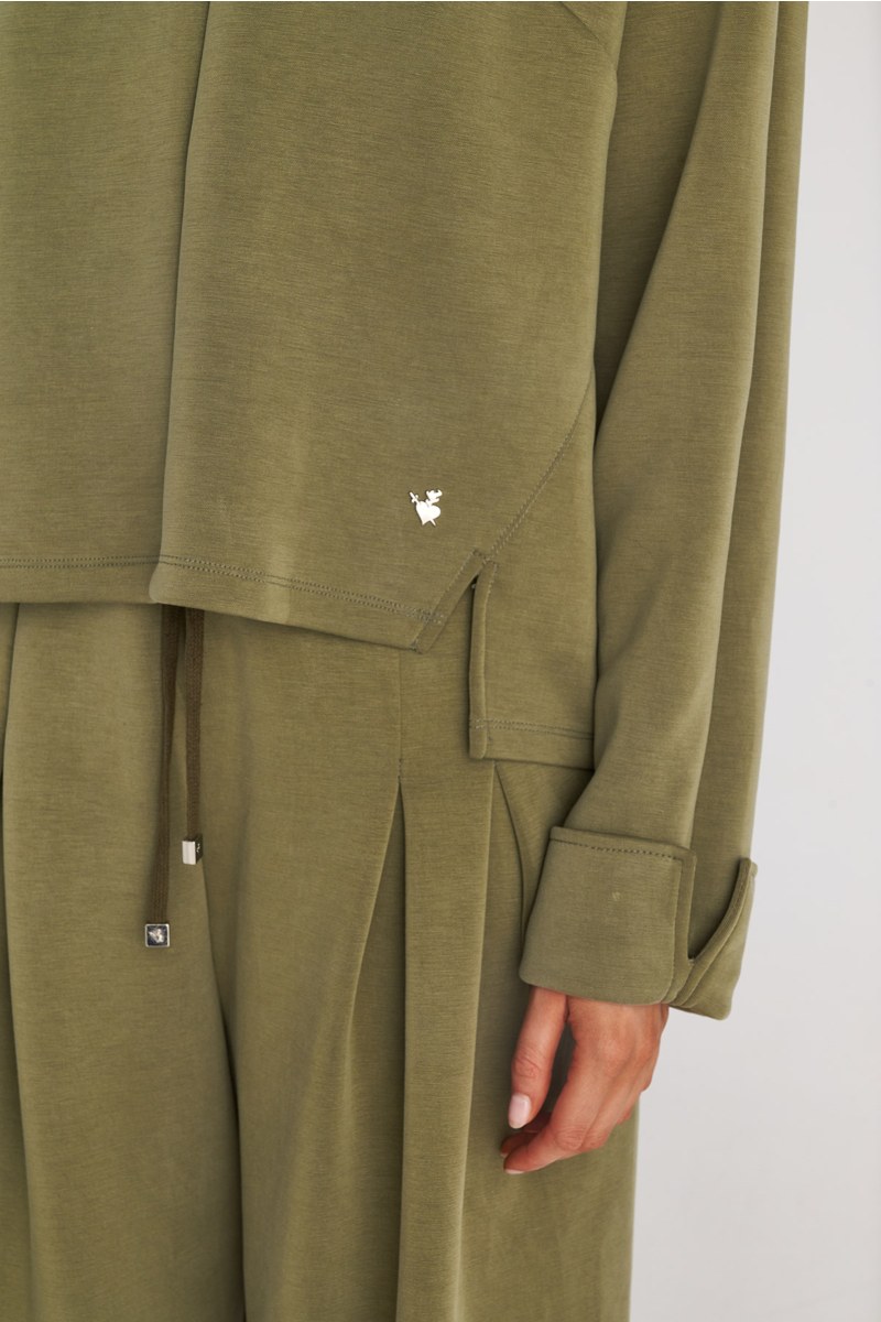 LONG-SLEEVED TOP WITH TURN-UP CUFFS-25832127-996