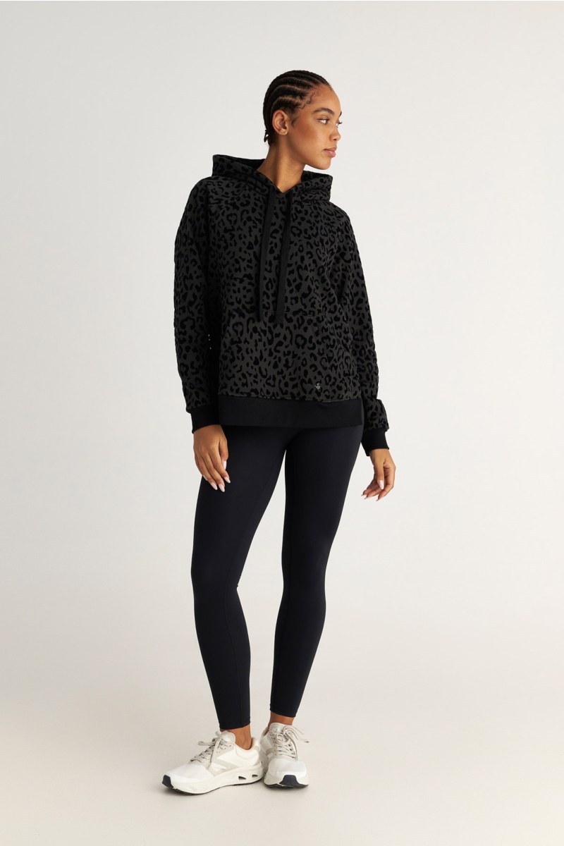 LEOPARD PRINTED OVERSIZED LONG-SLEEVED SWEATSHIRT-25832208-217