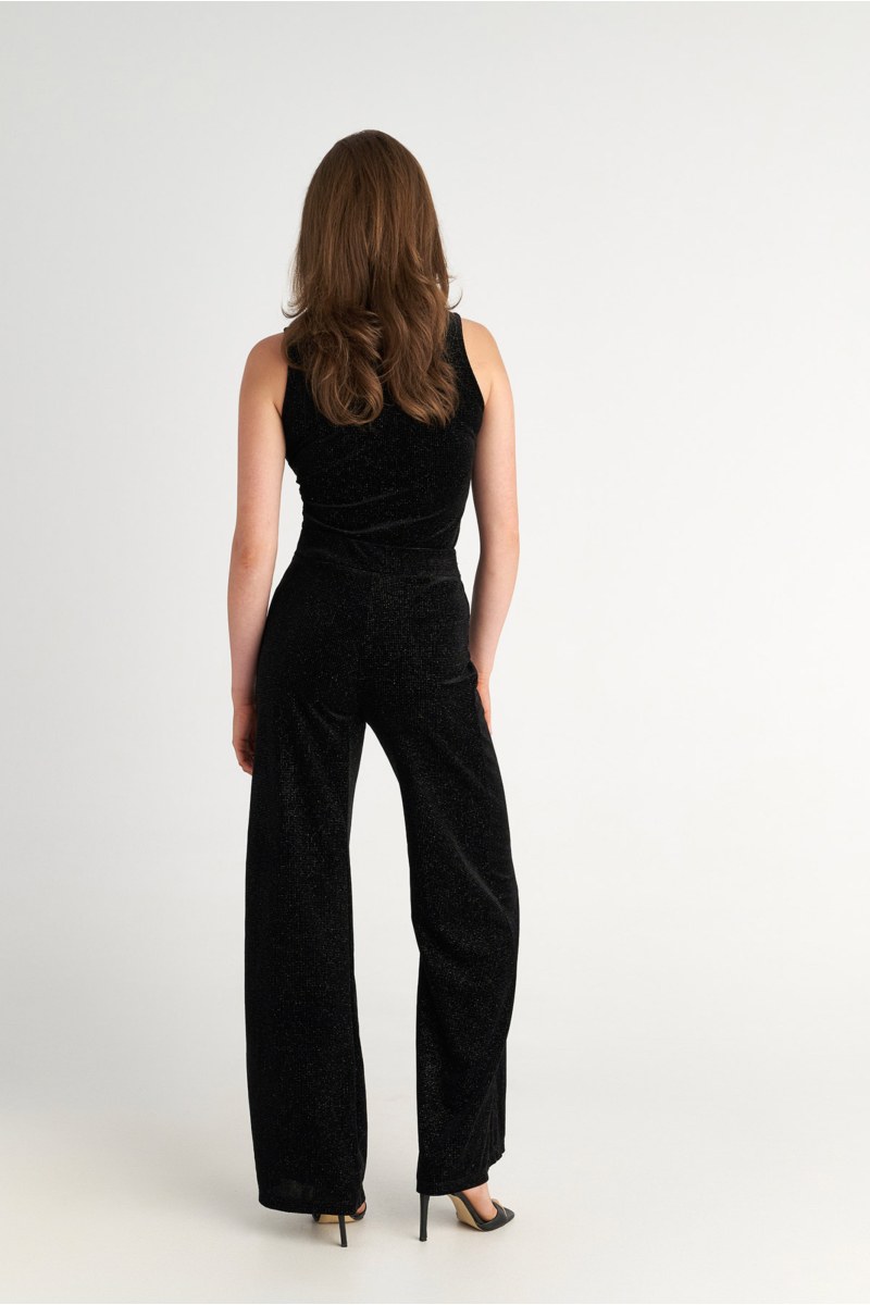 TURTLENECK SLEEVELESS TOP WITH FRONT CUT-OUT DETAIL-25832220-110