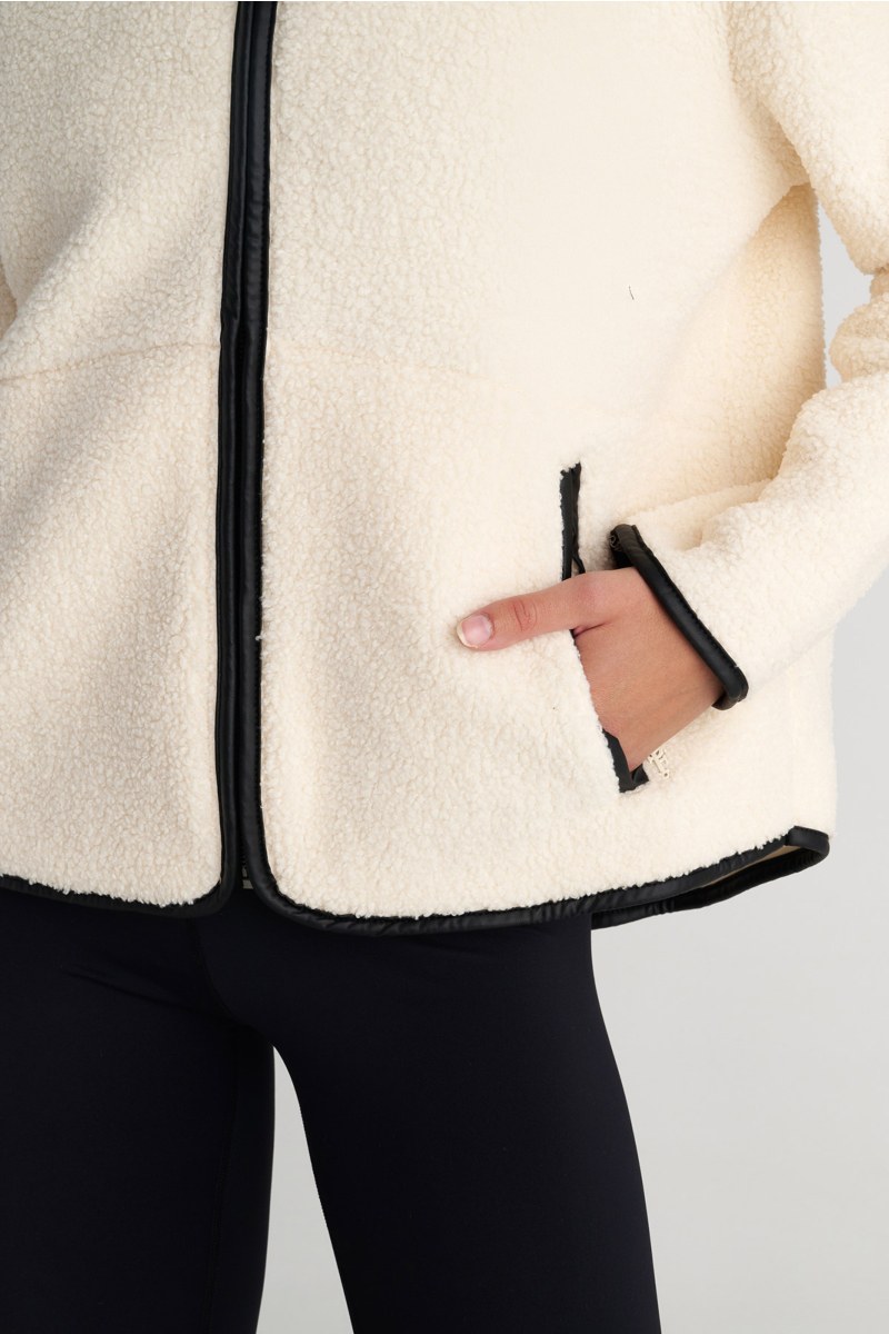 ΖΑΚΕΤΑ OVERSIZED ΑΠΟ ΣΥΝΘΕΤΙΚΟ ΜΑΛΛΙ ΠΡΟΒΑΤΟΥ-25833035-103